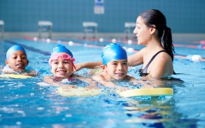 Natación y asma: ¿Una buena combinación para niños con problemas respiratorios?