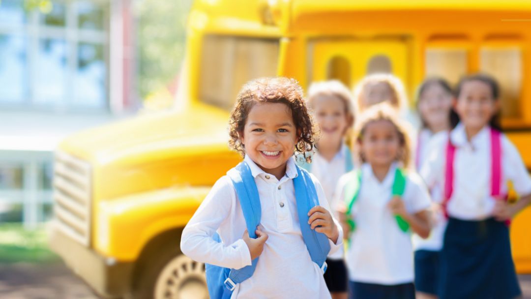 niños clases Niños regresando a clases en Puerto Rico y prevención de virus respiratorios en la escuela
